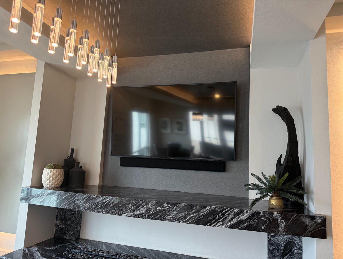 Wallpaper &amp; TV Mounting